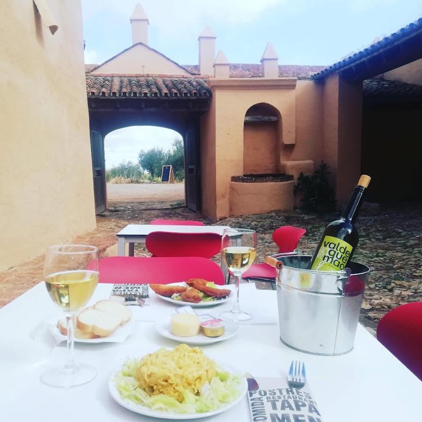 Albergue turístico La Almazara Villafranca de los Barros Exterior foto