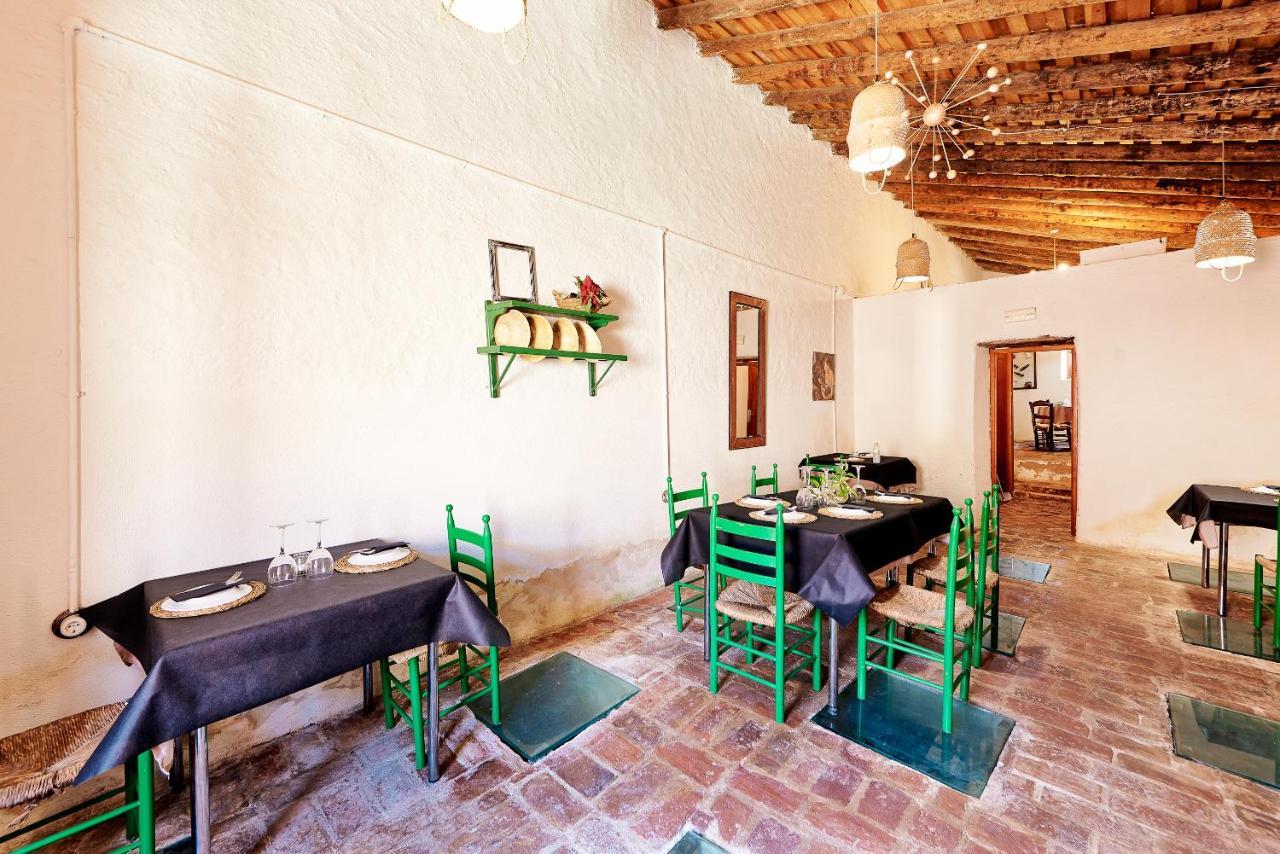 Albergue turístico La Almazara Villafranca de los Barros Exterior foto